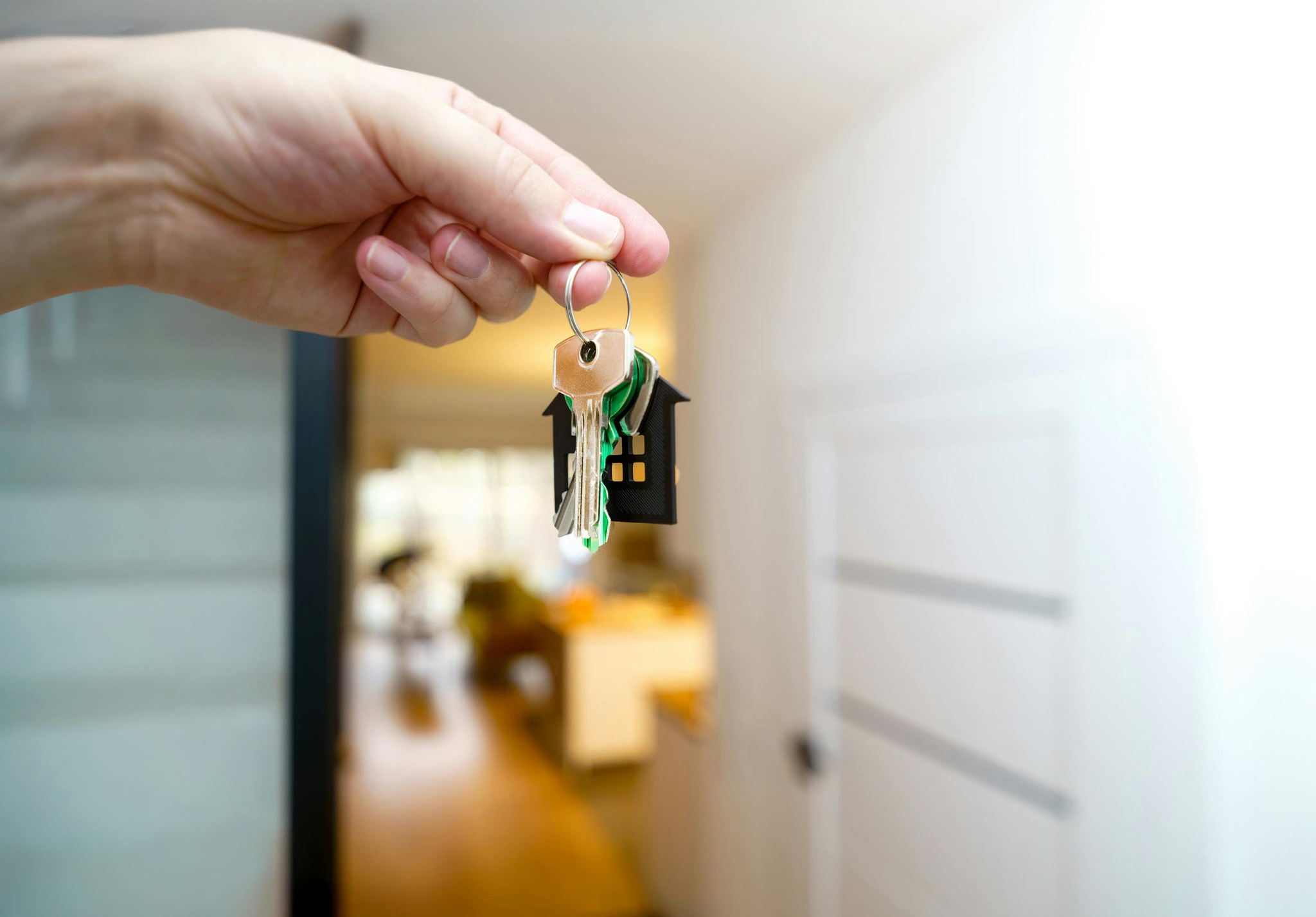 How Do You Manage Bills When Living on Your Own for the First Time?