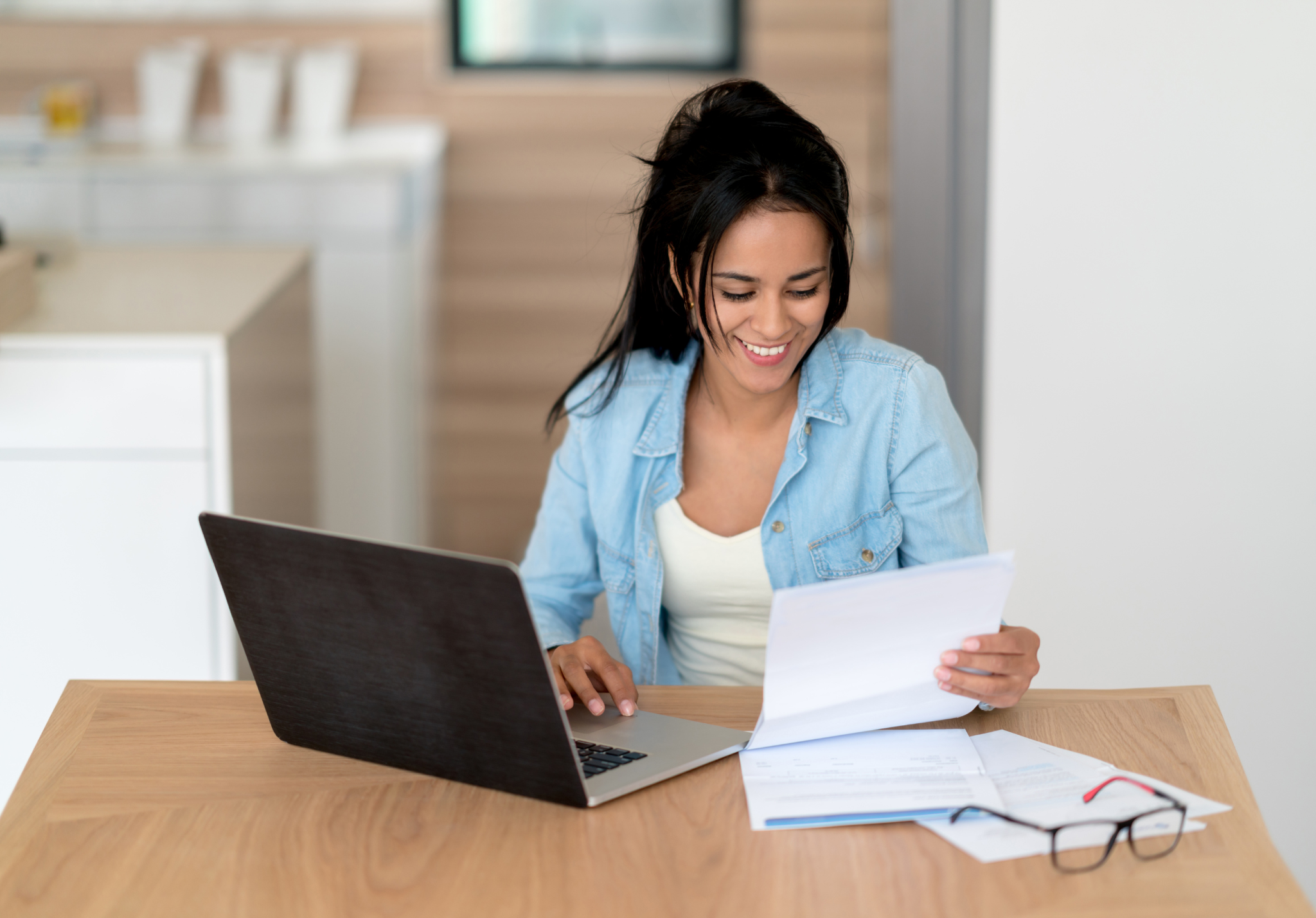 Prepaid vs. Postpaid Bills: A Breakdown